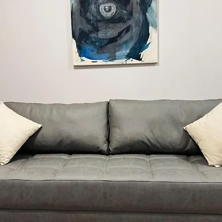 Appartement Bllok A Tirana